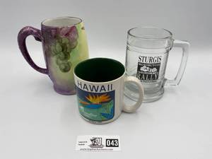 lot 043 image: Vintage Mug Bundle