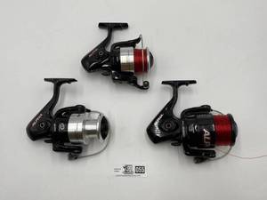 lot 055 image: Fishing Spinning Reels Bundle