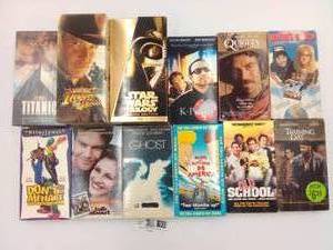 lot 183 image: VHS Movie Bundle