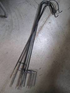 lot 19 image: Lot of 6 garden shepherds hooks fo...
