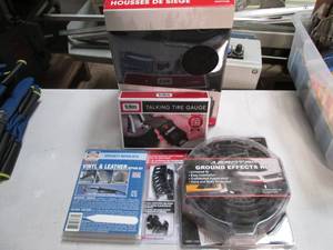 lot 46 image: Automotive Lot with Seat Covers, Vi...