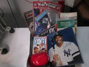 lot 65 image: Baseball Fan Lot 1962, 1966 & 1968...
