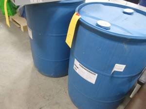 lot 5 image: Lot of 2 empty and clean HD 55 gall...
