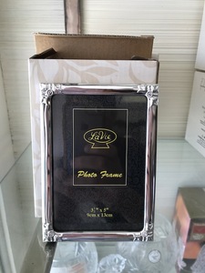 lot 54 image: LaVie Photo Fram 9cmx13cm (Lot of 7)
