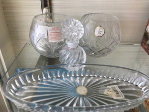 lot 55 image: Crystal Housewares (Lot of 4)