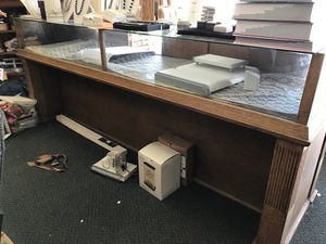 lot 131 image: Large Store Display Case