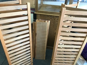 lot 134 image: Wood Shelving Rack