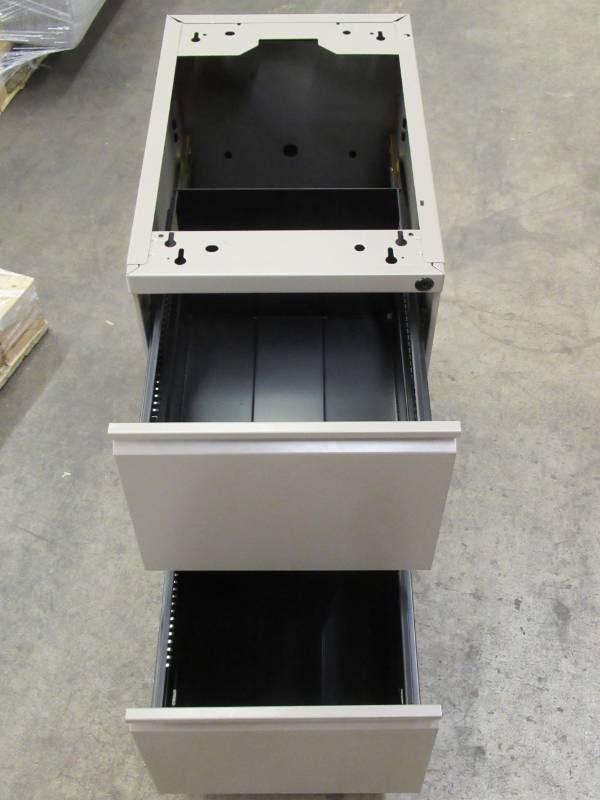 lot 59 image: 2 Drawer Filing Cabinet - Beige - No Key