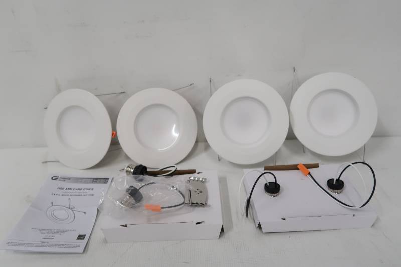 lot 117 image: Commercial Electric 56 in. Matte White Integrated LED Recessed Trim 5-Ways (4-Pack)