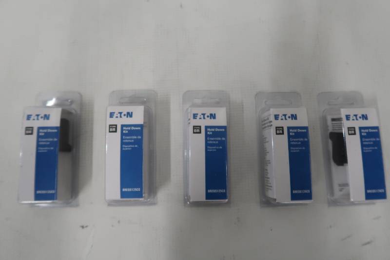 lot 129 image: Eaton BR Type Hold Down Screw Kit (5 pack)