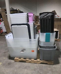 Pallet of assorted plastic bins Verious conditions. SEE PICTURES