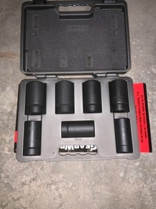 Gearwreanch Axle nut Service kit 7-piece with gearWrench Drive metric Deep impact Socket set (13 piece)