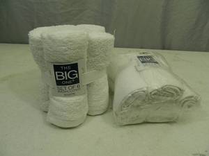 lot 7 image: 12 New The Big One Washclothes
