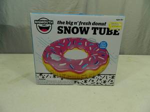 lot 10 image: New Donut Snow Tube