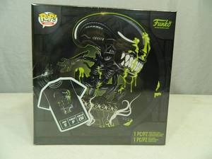 lot 61 image: New Funko Pop Collectors Edition Alien 40 Anniversary T-Shirt Set