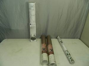 lot 91 image: New Peel and Stick Wallpaper