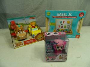 lot 119 image: New Toys
