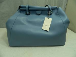 lot 146 image: New Large Purse