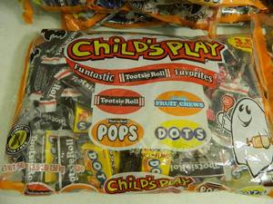 lot 9 image: 52.5 Lbs of Mixed Childs Play Candy