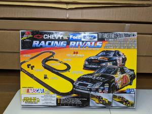 lot 181 image: Max-Traxxx Chevy vs. Ford Racing Rivals Slot Racing Kit