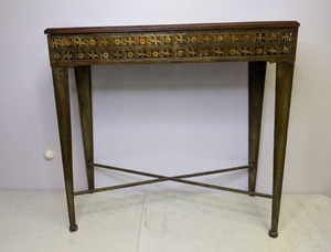 lot 119 image: Narrow Metal & Wood Sofa Table