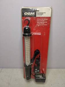 lot 27 image: OEM 60 LED Rechargeable Worklight - NEW