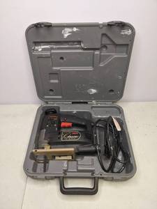 lot 28 image: Skil Classic Corded Electric Jigsaw w Case