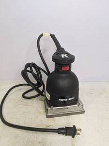 lot 140 image: Porter Cable Sander