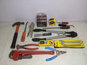 lot 291 image: Assorted Hand Tools - see photos