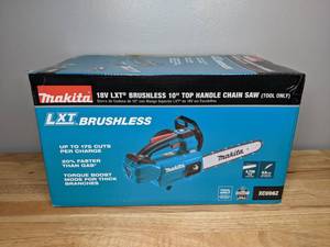 lot 1 image: Brand New Makita 18 Volt LXT Lithium-Ion Brushless Cordless Top Handle 10 Inch Chain Saw