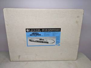 lot 3 image: Lionel Special Edition Chevrolet Bow Tie Express 0 and 027 Gauge Electric Train Set