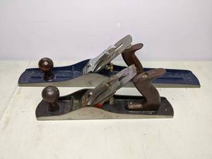 lot 25 image: Craftsman and Record Wood Planes