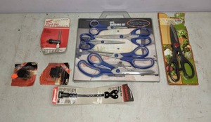 lot 349 image: Assorted Scissors, Chuck KeyHolder, 30 Amp Adapters