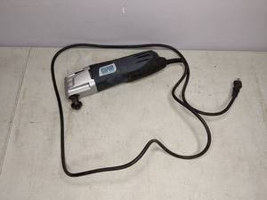 lot 298 image: Chicago Electric Variable Speed Oscillating Multi-Tool