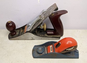 lot 313 image: Two Wood Planes Footprint and Stanley