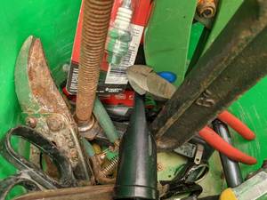 lot 315 image: Five Gallon Bucket Plus Contents Tools and Parts