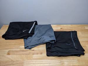 lot 226 image: Nike Gym Shorts Mens Medium Black Grey 3 Pairs