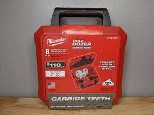 lot 162 image: Brand New Milwaukee 8 Piece Hole Dozer Carbide Hole Saw Set