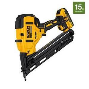 Dewalt 20-Volt Max Lithium-Ion Cordless 15-Gauge Finish Nailer, DCN650D1 - Slightly Used.