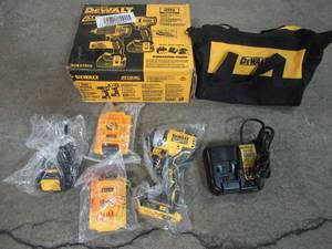 DEWALT ATOMIC 20-Volt MAX Cordless Brushless Compact Drill (Missing)Impact Combo Kit (2-Tool) with (2) 1.3Ah Batteries, Charger & Bag , DCK278C2 - Like New - Missing Drill.