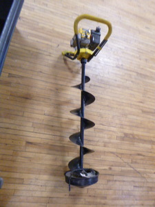 lot 2 image: Jiffy Ice Drill