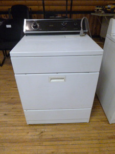 lot 16 image: Whirlpool Dyer