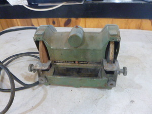 lot 85 image: Toastermaster Bench Grinder