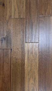 183 SF Home Legends Hickory Kinsley Engineered Hardwood Flooring - Floating Click