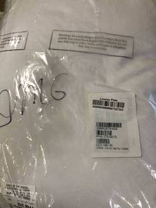 lot 6 image: Supreme Firm Down Standard Pillow (1), PP48-STD-WHITE, NEW