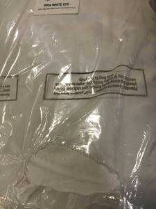 lot 13 image: Best Medium Down Standard Pillow(1), PP34-STD-WHITE, NEW