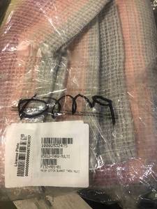 lot 18 image: Prism Multi Cotton Woven Throw Blanket, 85012-THRW-Multi, NEW