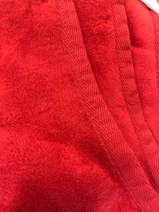 lot 51 image: Cotton Fleece Ruby Woven Throw Blanket, KO18-THRW-RUBY, NEW