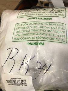 lot 61 image: Cotton Adult SmallMedium White Bath Robe, RK34-SM-WHITE, NEW