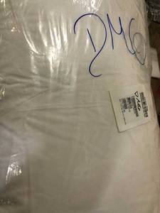 lot 82 image: Firm Down Queen Pillow (1), PP35-Q-WHITE, NEW